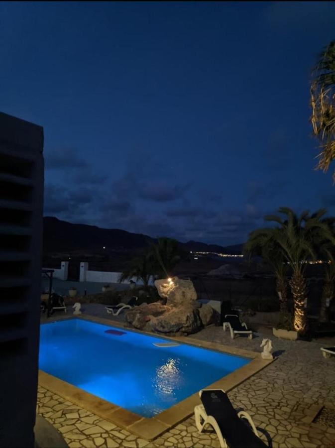 Bungalows & Estudios Los Escullos Almería Exteriör bild
